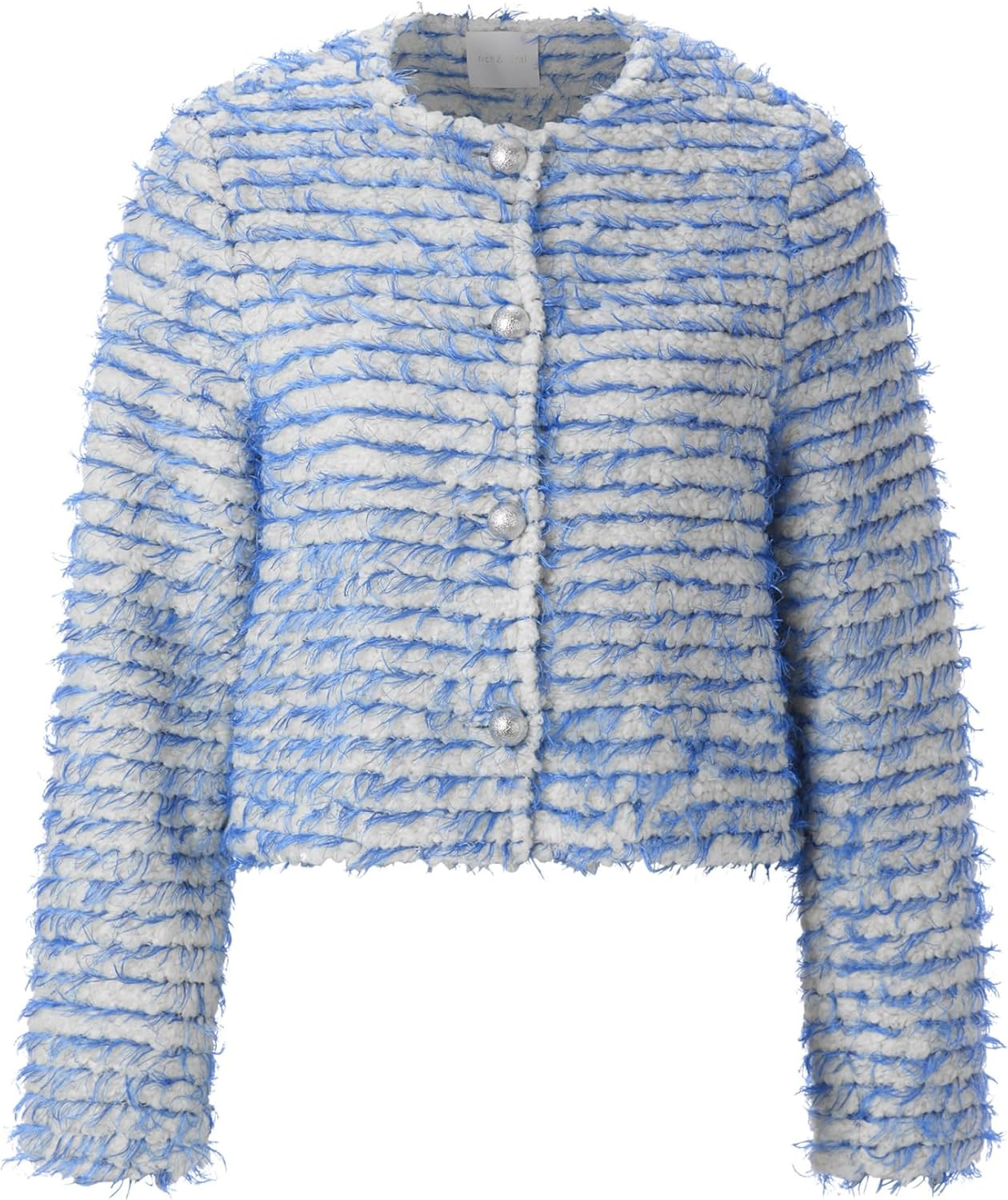 'Damenbekleidung von rich&royal in Dusty Blue auf einem Stuhl'