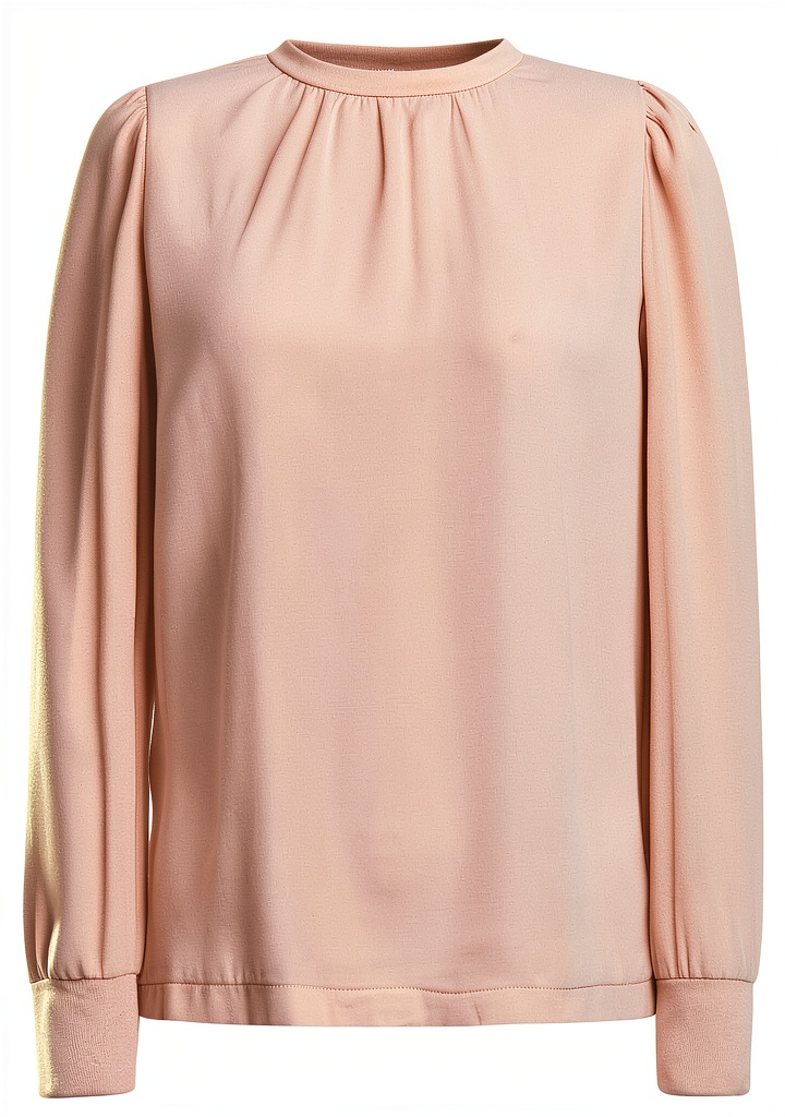 RICH & ROYAL Chiffonbluse in Chiffon-Farbe an einer Kleiderstange im Tageslicht