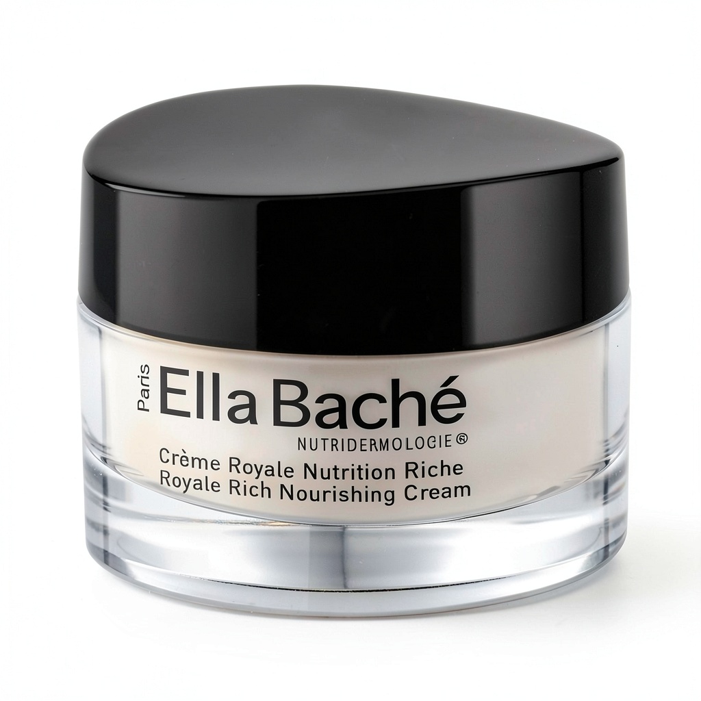 Ella Bache Creme Royale Rich Nourishing Cream auf Haut aufgetragen