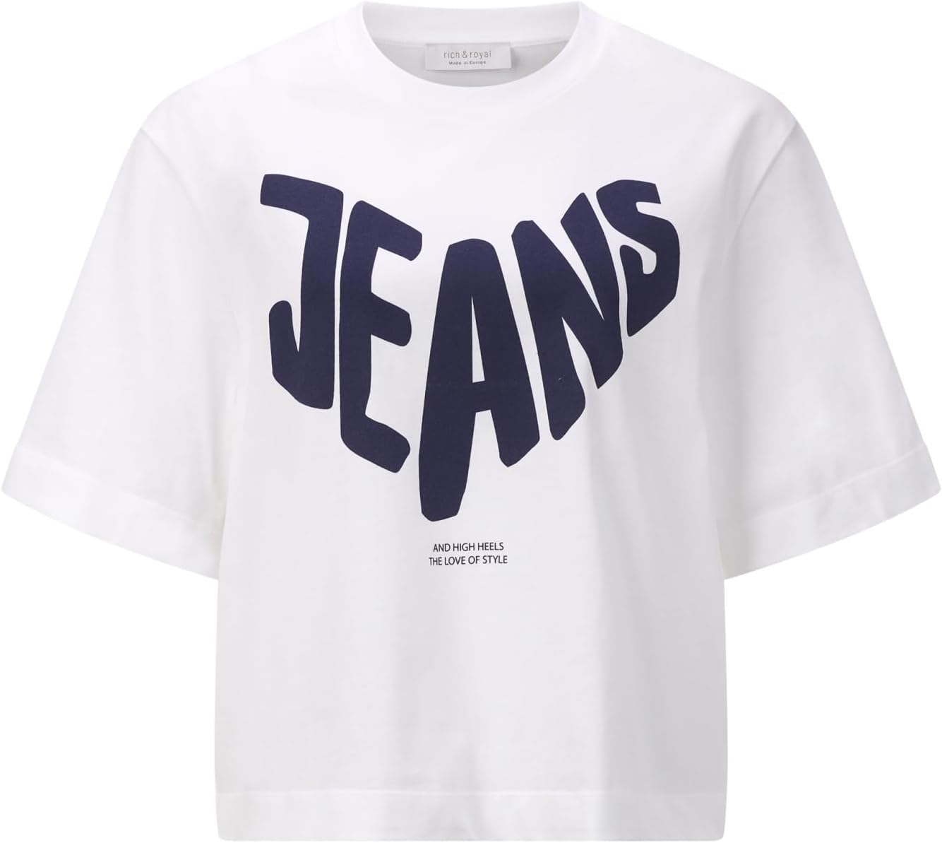 Damen T-Shirt von Rich & Royal in Weiß auf einem neutralen Hintergrund